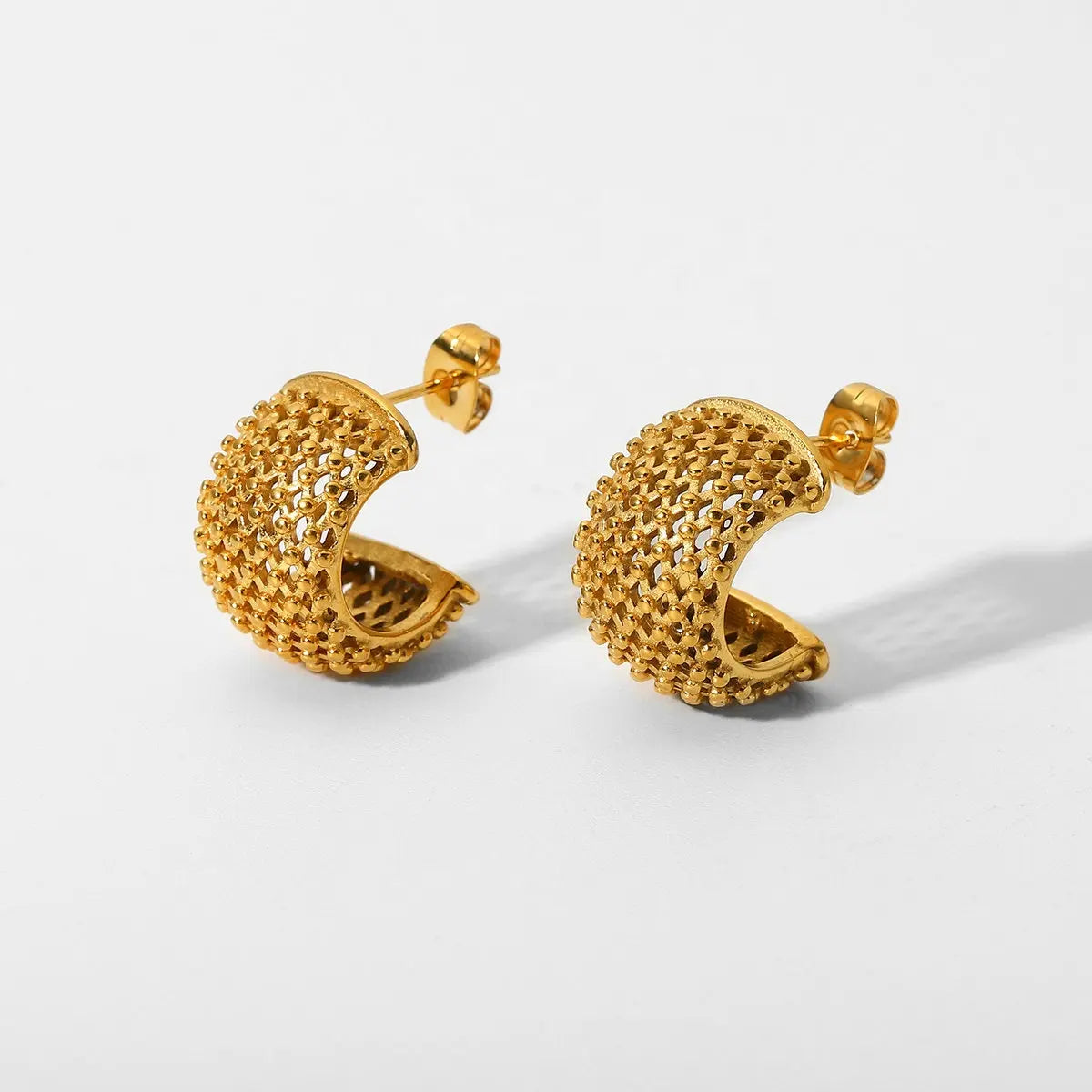 ARETES HELEN_ FORMA C_GRUESO_ORO